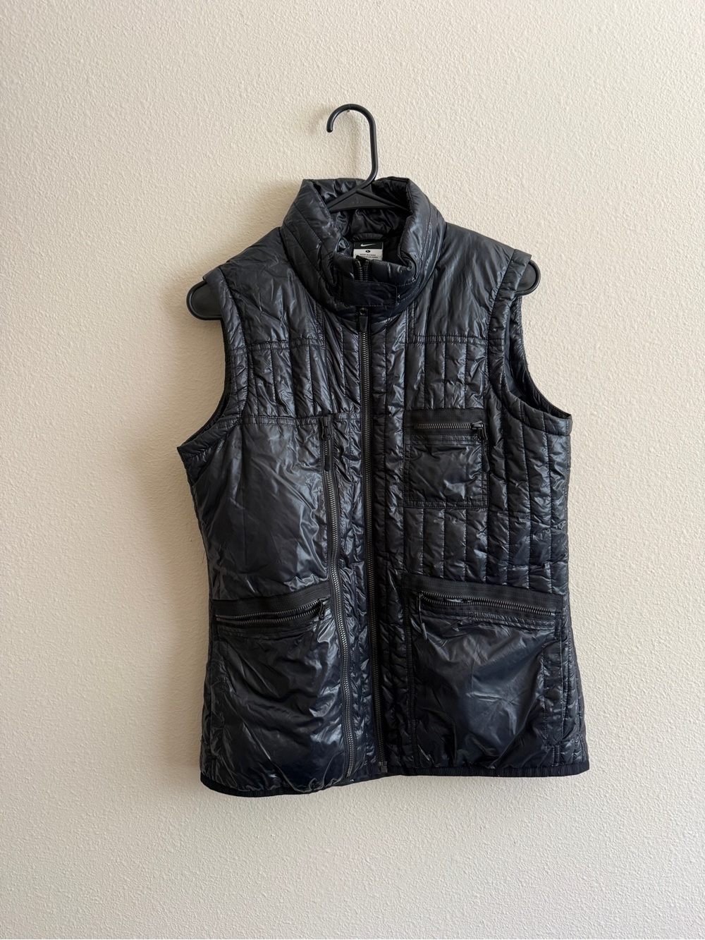 Nike Black Quilted Puffer Vest - Sleeveless